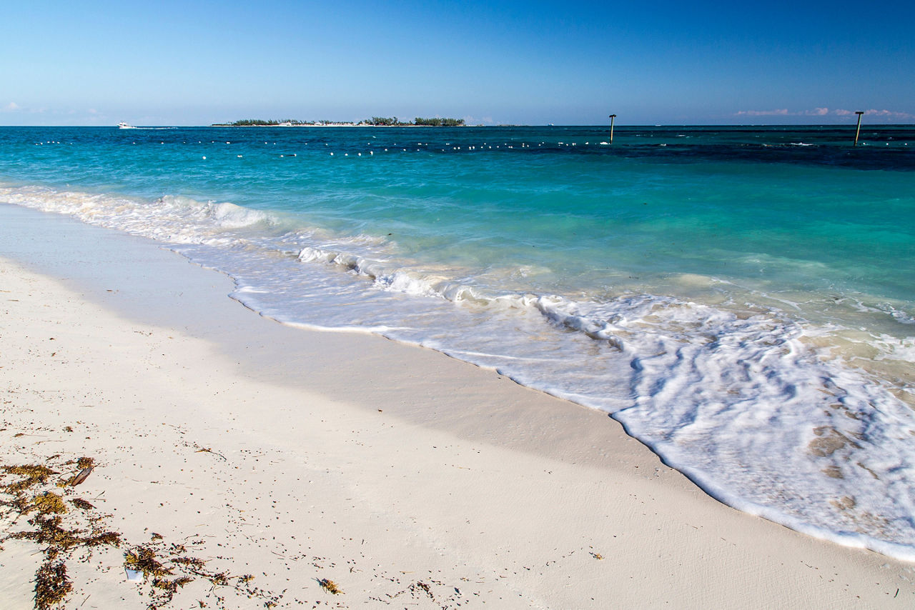 Cable Beach Nassau Waves Shore