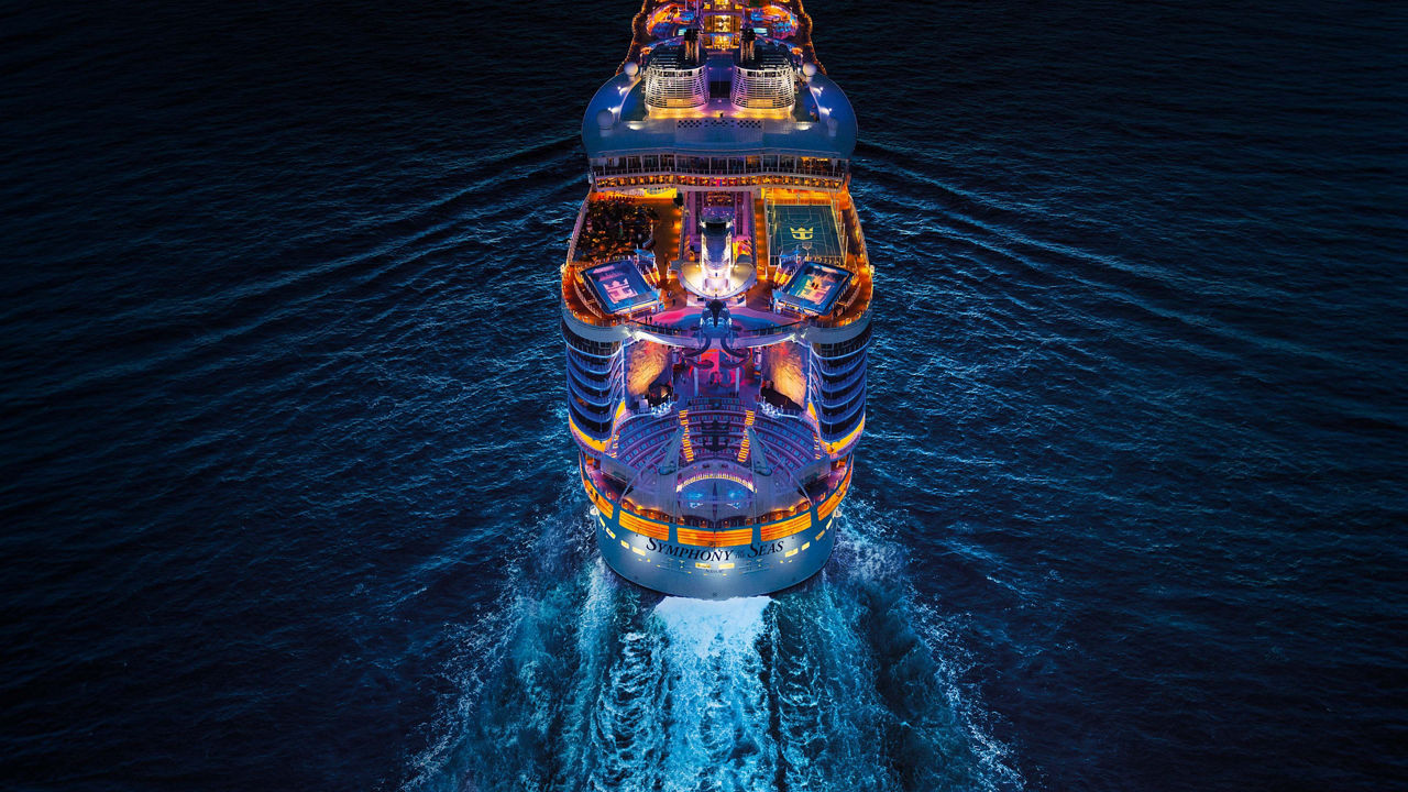 Symphony of the Seas at Night HP Jumbotron 1920 1080 FAM NF 2x